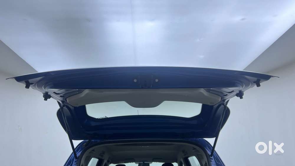 Renault Triber Rxt, 2021, Petrol