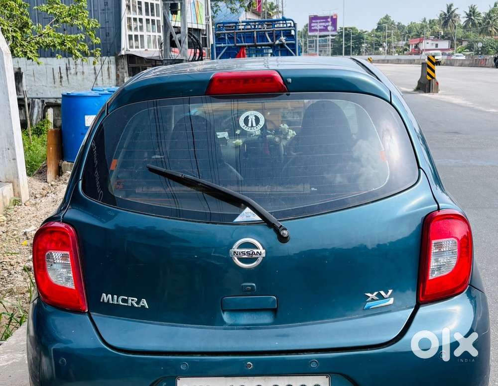 Nissan Micra Active Petrol 2015