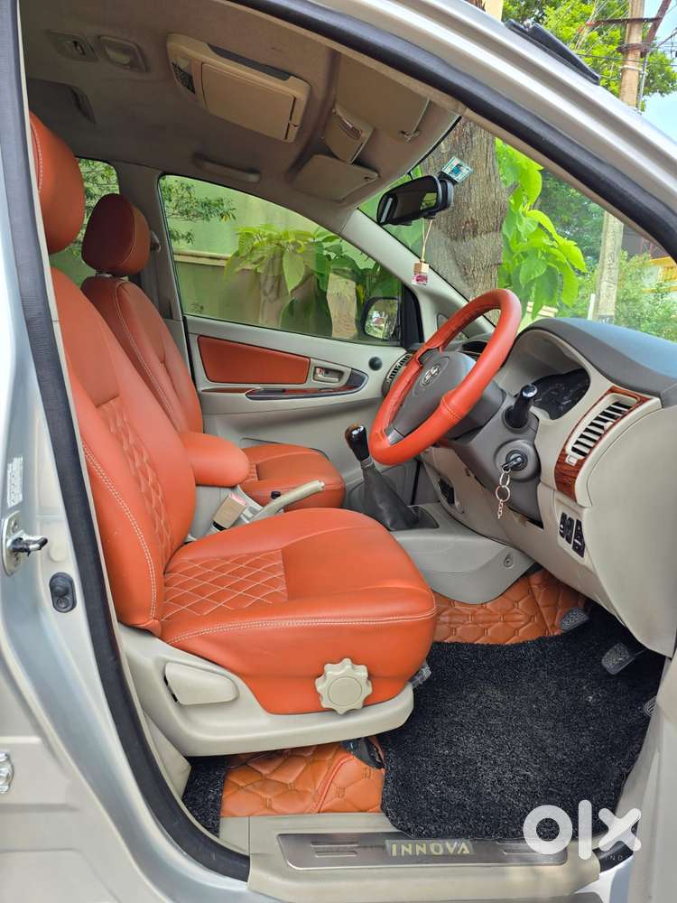 Toyota Innova 2.5 Gx 8 Str, 2011, Diesel