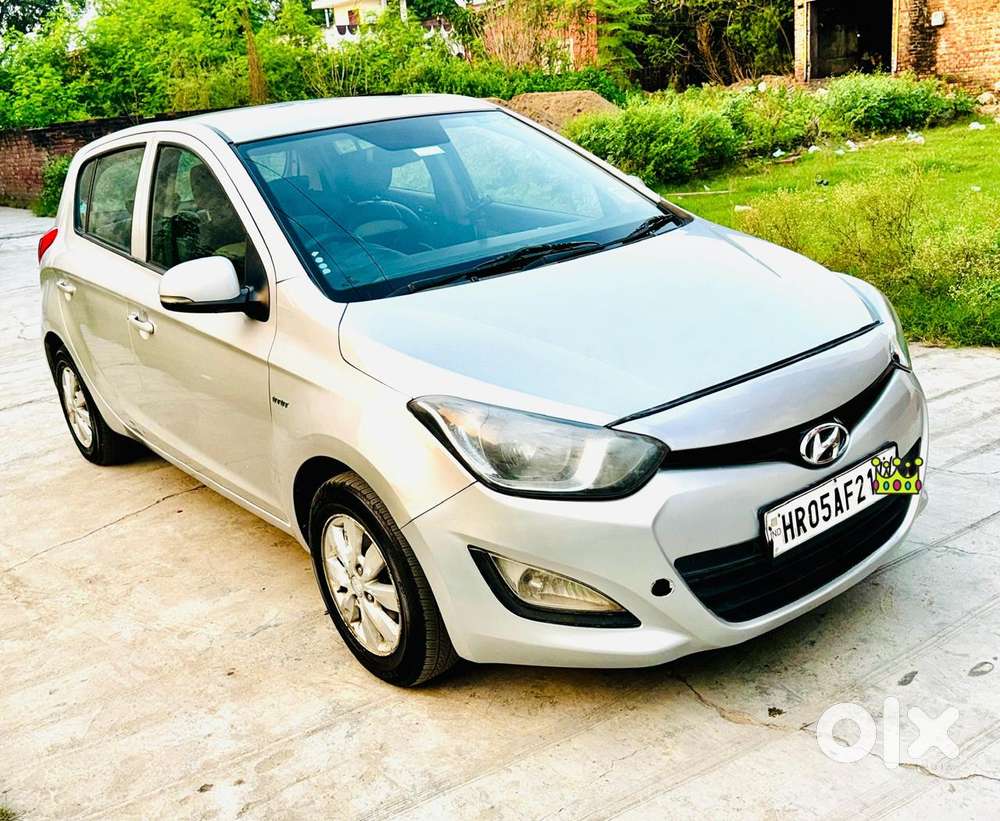 Hyundai I20 2010-2012 1.2 Sportz Option, 2012, Cng & Hybrids