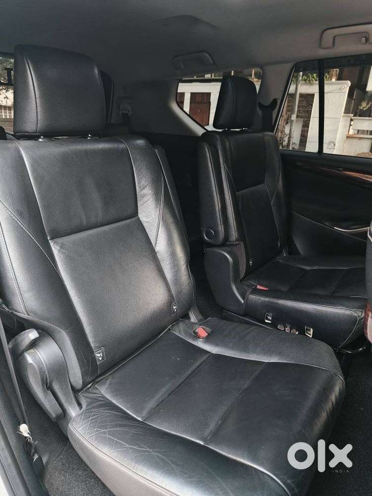 Toyota Innova Crysta Zx 2.4 Diesel 7 Seater, 2016, Diesel