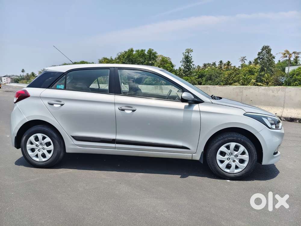 Hyundai I20 Sportz 1.2 Bs-iv, 2017, Petrol