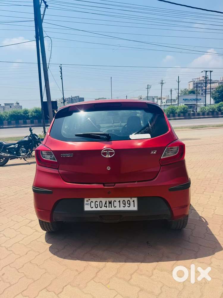 Tata Tiago, 2018, Petrol