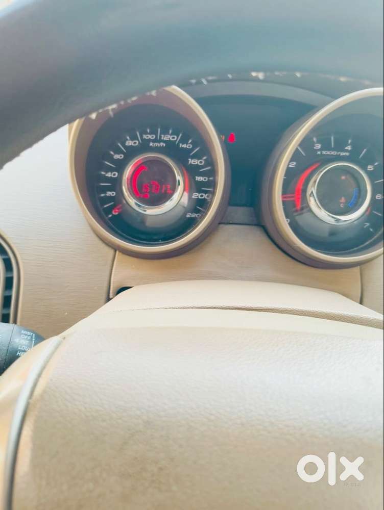Mahindra Xuv 500 W8 2014 Mt Diesel