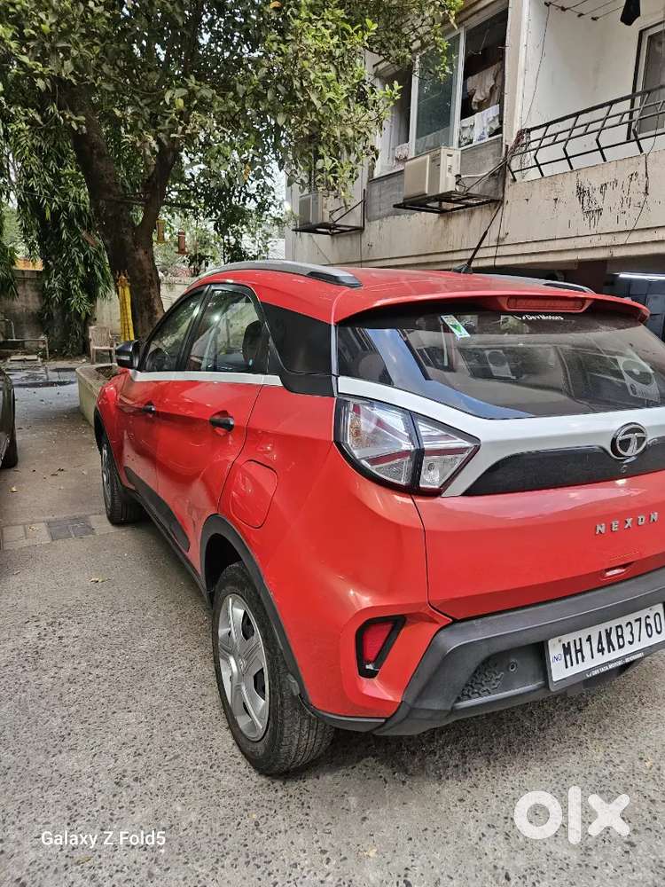 Tata Nexon Xm (s)