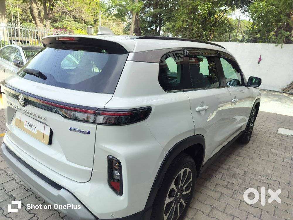 Maruti Suzuki Grand Vitara 1.5 Alpha Smart Hybrid At, 2023, Petrol