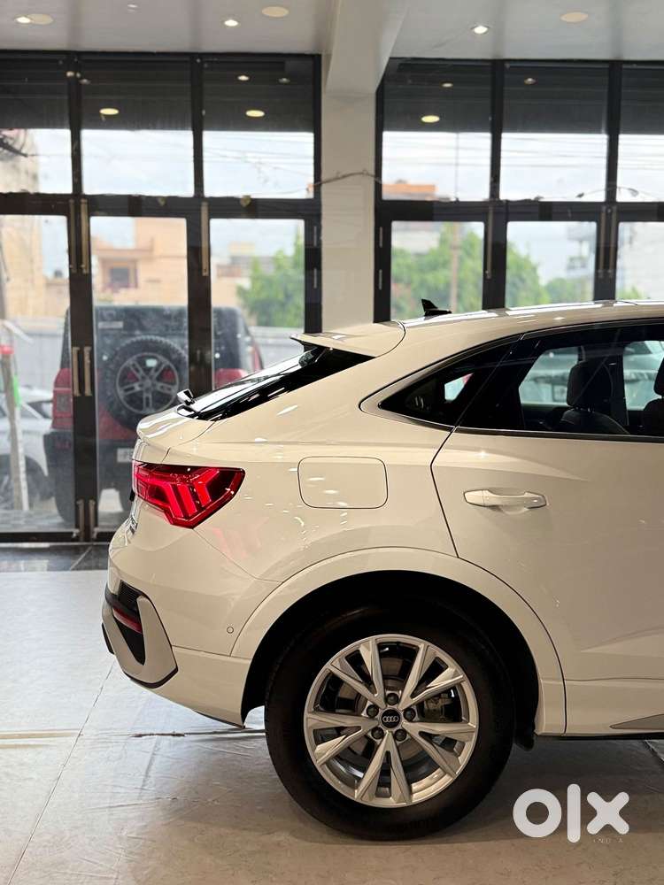 Audi Q3 Sportback Technology Plus S-line, 2026, Petrol