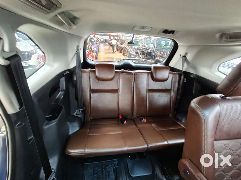 Toyota Innova Hycross 2.0 Zx Hybrid 7 Str, 2024, Petrol