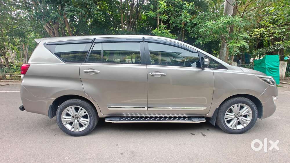 Toyota Innova Crysta 2.4 Z 7 Str, 2016, Diesel