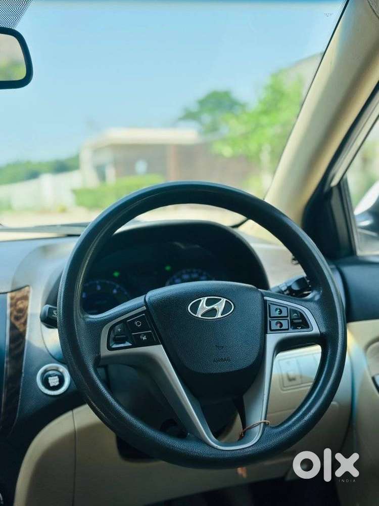 Hyundai Verna 1.6 S (o) Crdi, 2015, Diesel