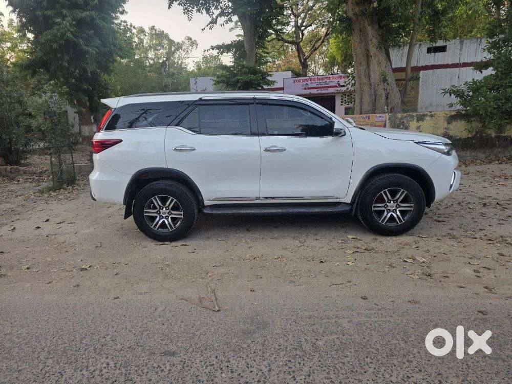Toyota Fortuner 4x2 Mt 2.8 Diesel, 2020, Diesel