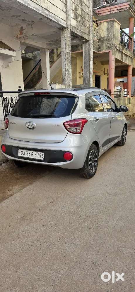 Grand I10 Asta Teacger Person Car