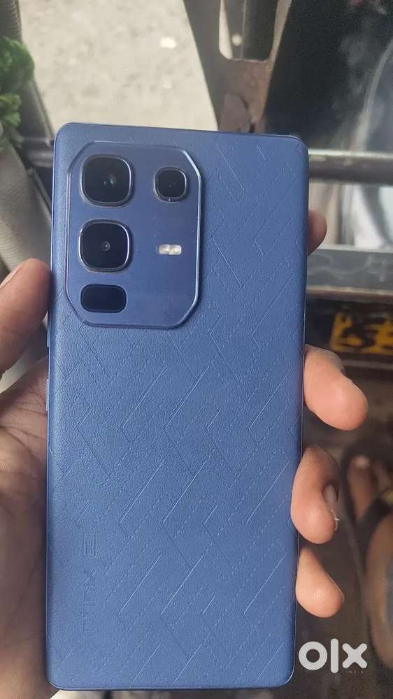 8 Mahina Hua Chala Hua phone