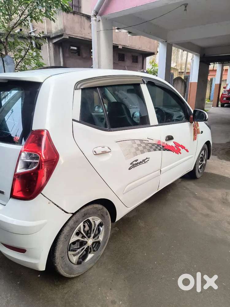 Hyundai I10 Sportz 2011