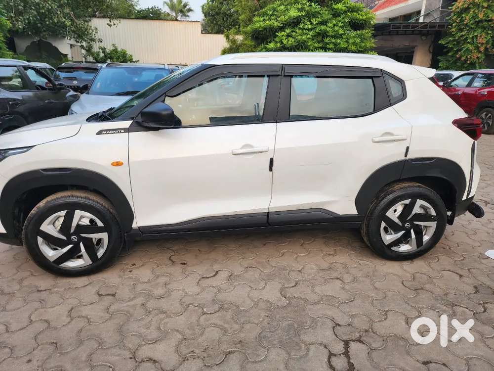 Nissan Magnite 2024 Petrol 3765 Km Driven