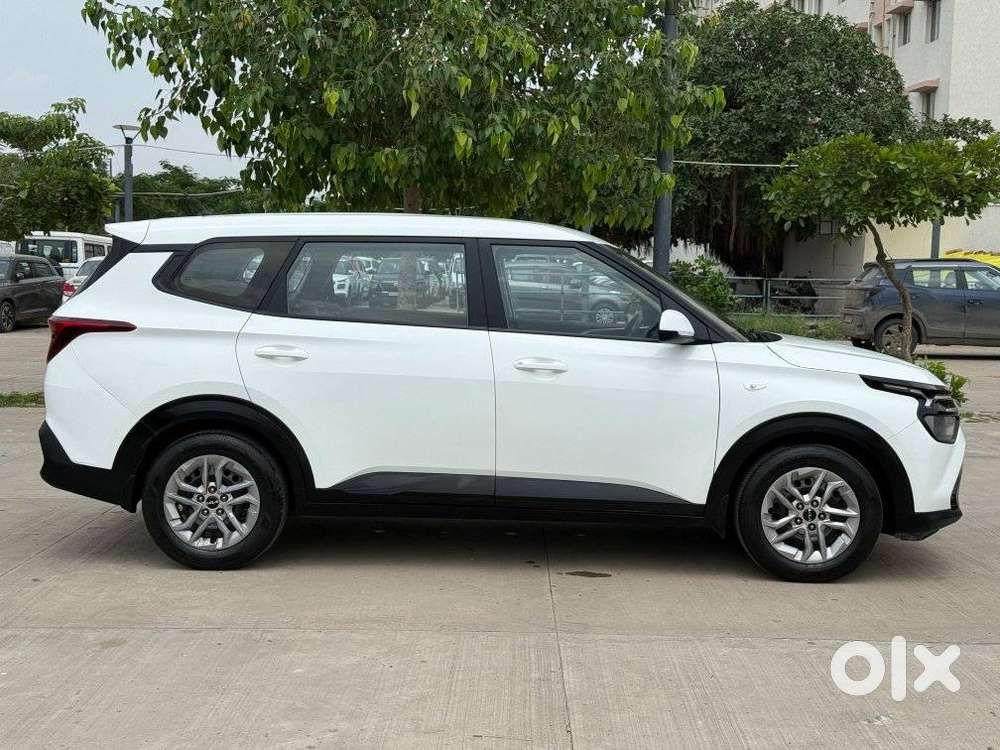 Kia Carens 1.4 Premium 7 Str, 2023, Diesel