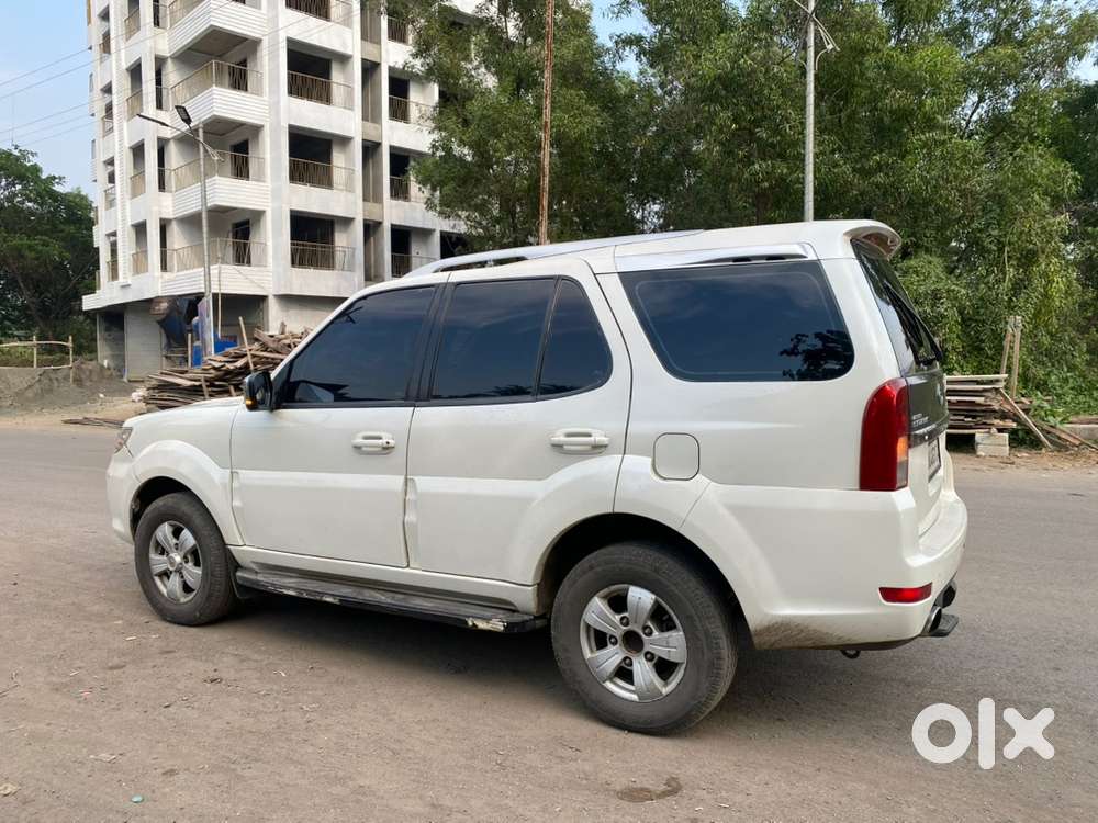 Tata Safari Storme 2013