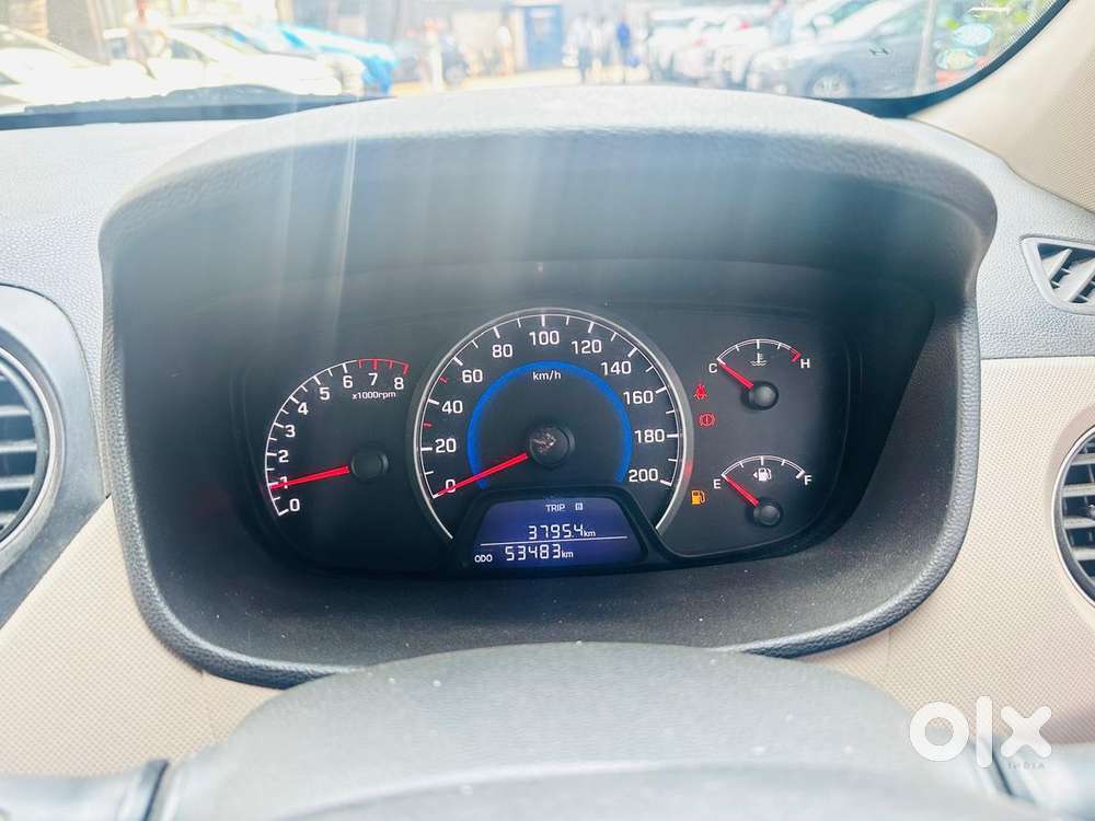 Hyundai Grand I10 2013-2016 Sportz, 2015, Petrol