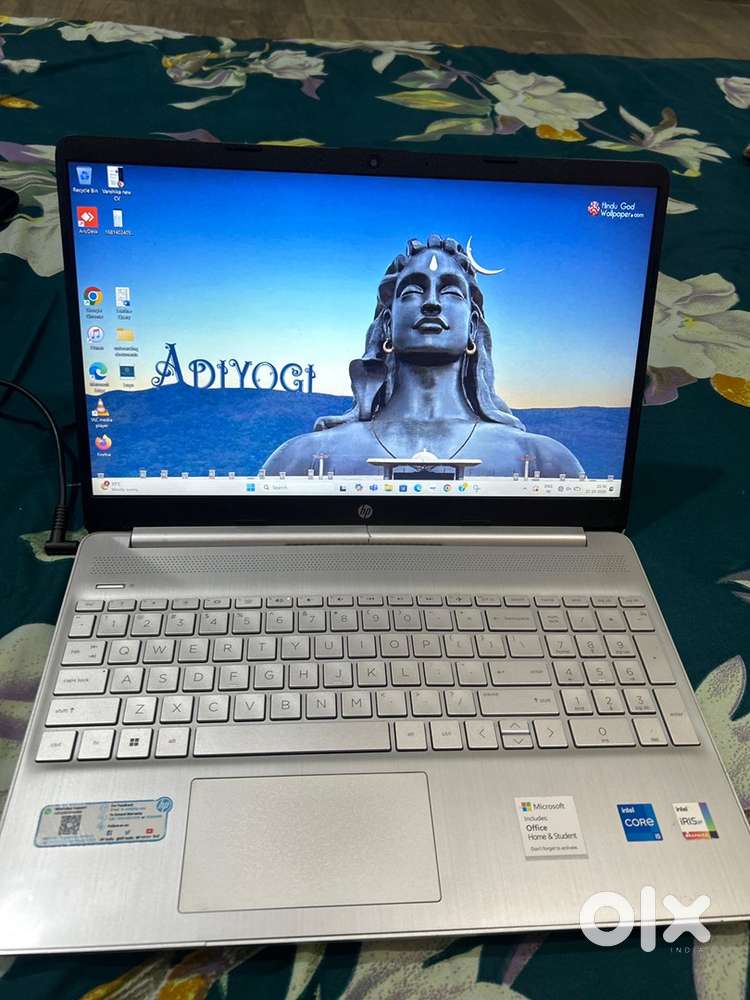 HP NOTEBOOK 15s model full keyboard with numpad