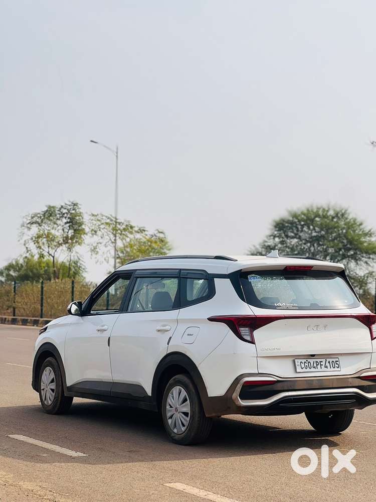 Kia Carens Petrol 2023