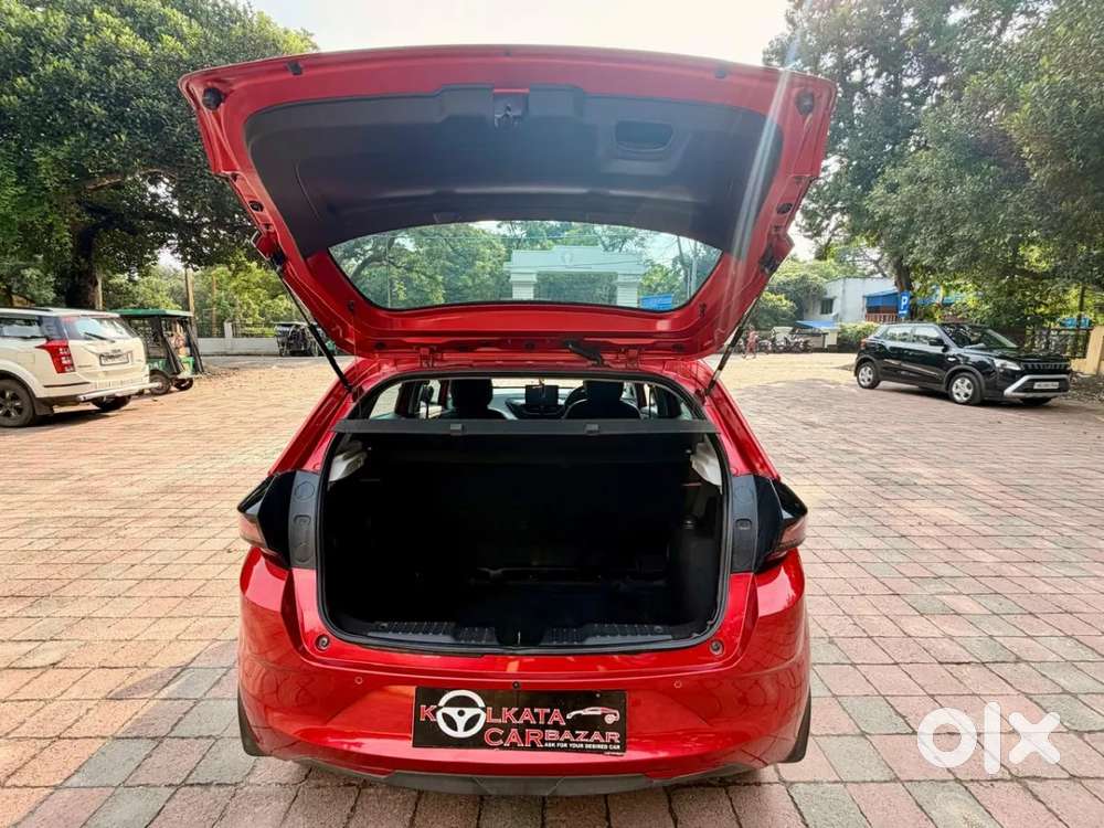 Tata Altroz 1.2 Xe Rhytm Petrol, 2020, Petrol