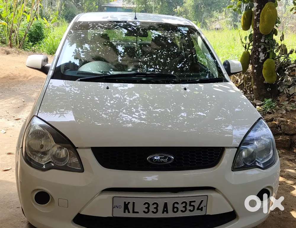 Ford Fiesta 2009 1.6 Petrol 83000 Km Driven