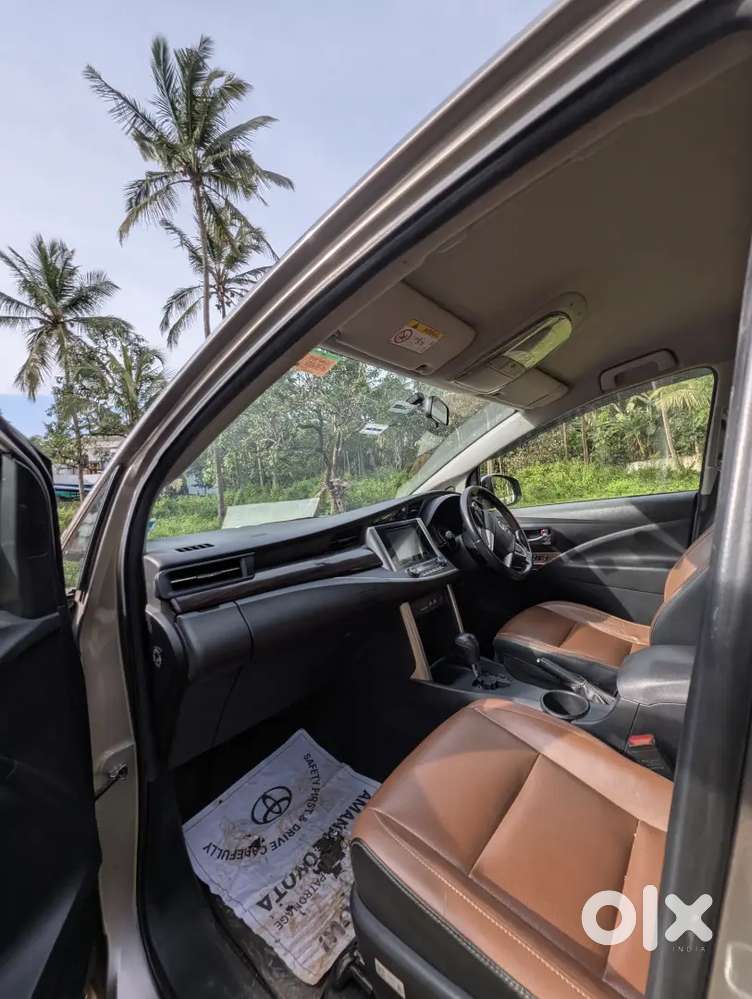 Toyota Innova Crysta 2.4z Automatic 2020 Deisel