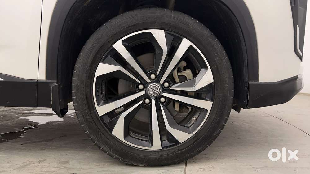 Mg Hector Sharp Pro 1.5 Turbo Cvt, 2023, Petrol