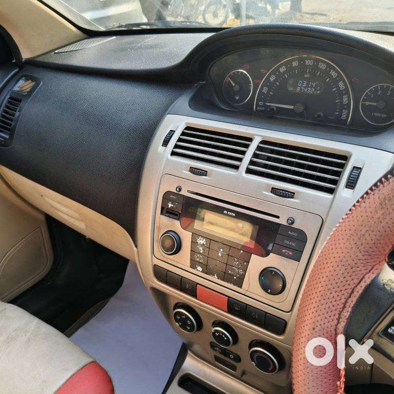 Tata Indica Vista 2008-2013 Aura 1.3 Quadrajet (abs), 2012, Diesel