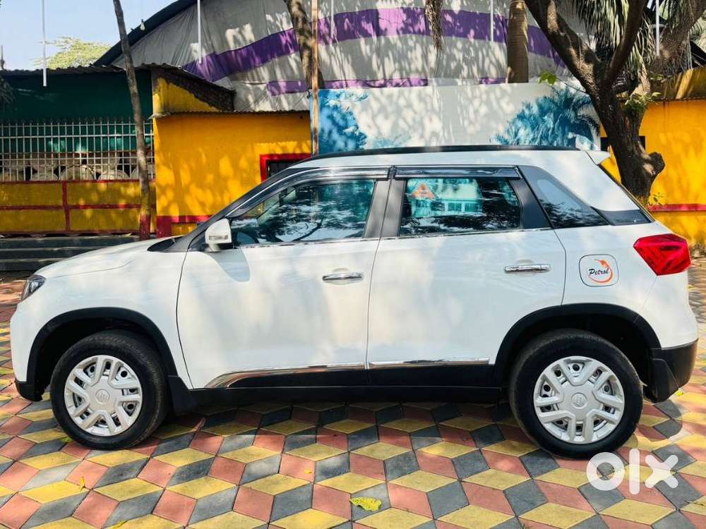 Maruti Suzuki Brezza 1.5 Lxi Smart Hybrid, 2021, Petrol