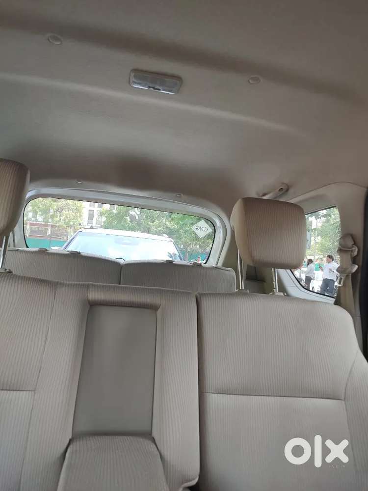 Maruti Suzuki Ertiga Vxi Cng