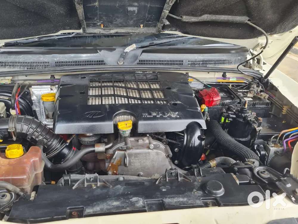 Mahindra Scorpio S6 Plus Hybrid 2017
