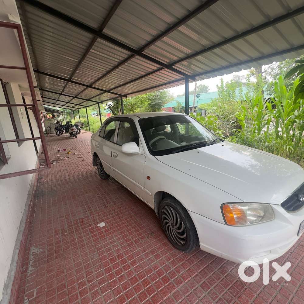 Hyundai Accent Petrol 2011