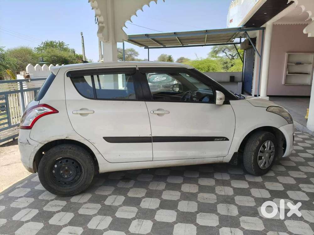Maruti Suzuki Swift 2015 Petrol 25500 Km Driven