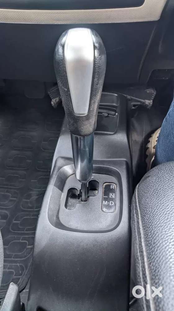 Maruti Suzuki Wagon R 1.0 Vxi Amt, 2017, Petrol