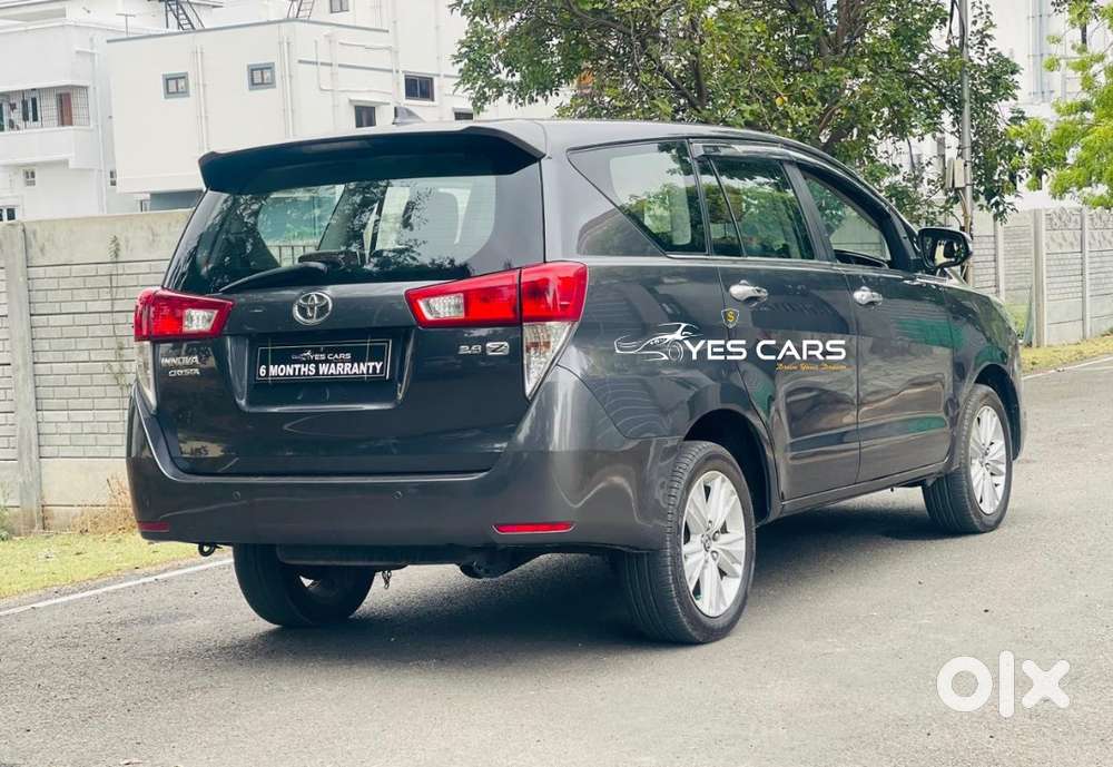 Toyota Innova Crysta 2.8z Automatic, 2016, Diesel