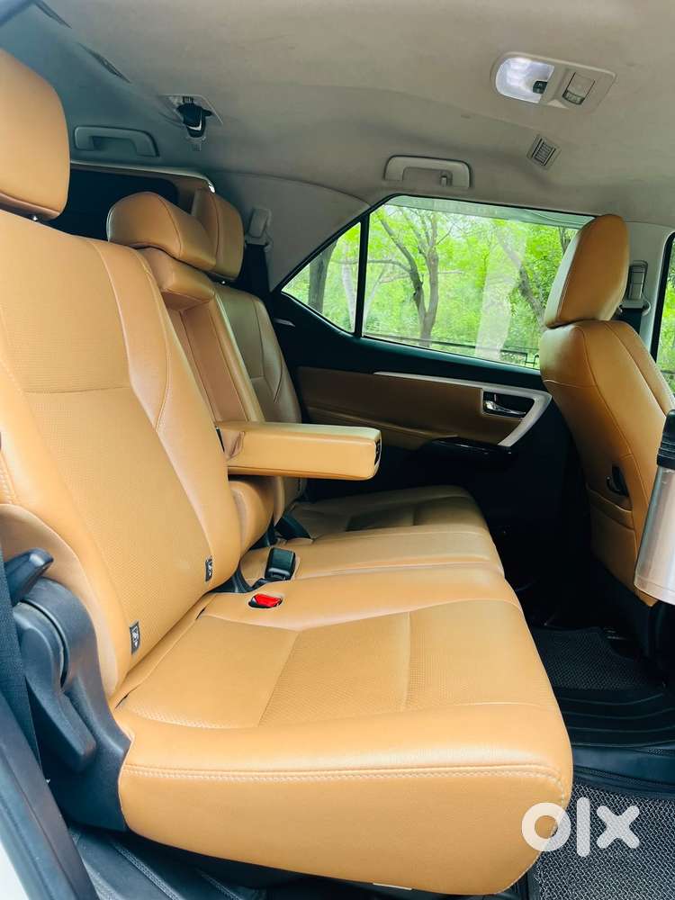 Toyota Fortuner 4x2 At 2.8 Diesel, 2022, Diesel