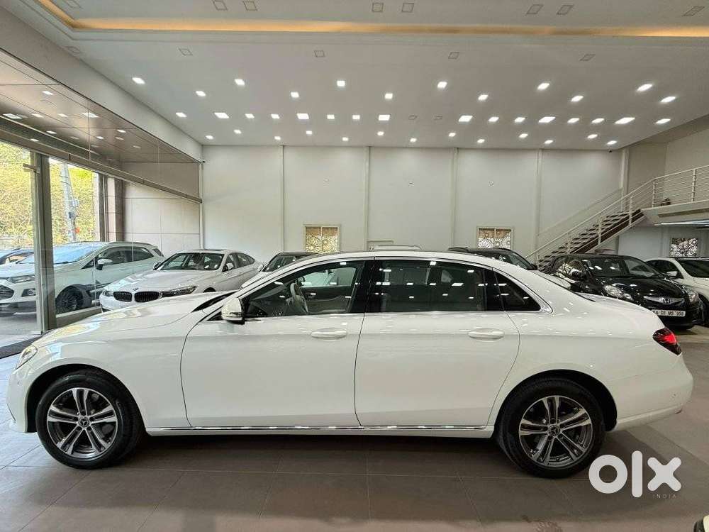 Mercedes-benz E-class Expression E 220 D, 2023, Diesel