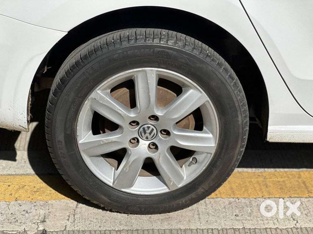 Volkswagen Vento 2010-2013 Petrol Highline, 2010, Petrol