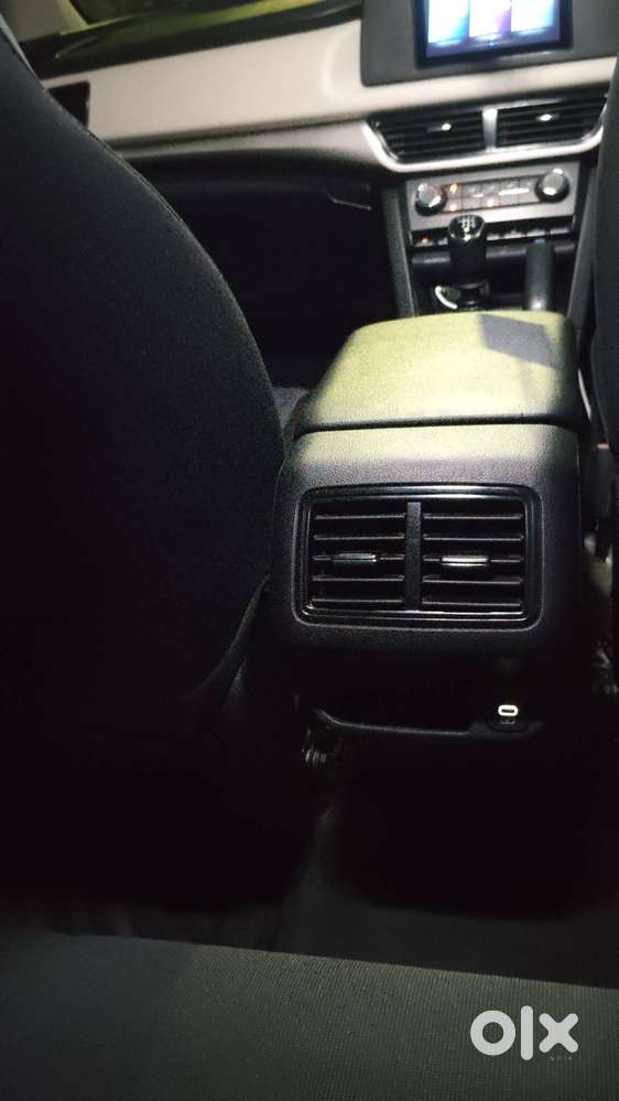 Mahindra Xuv700 Diesel 2023