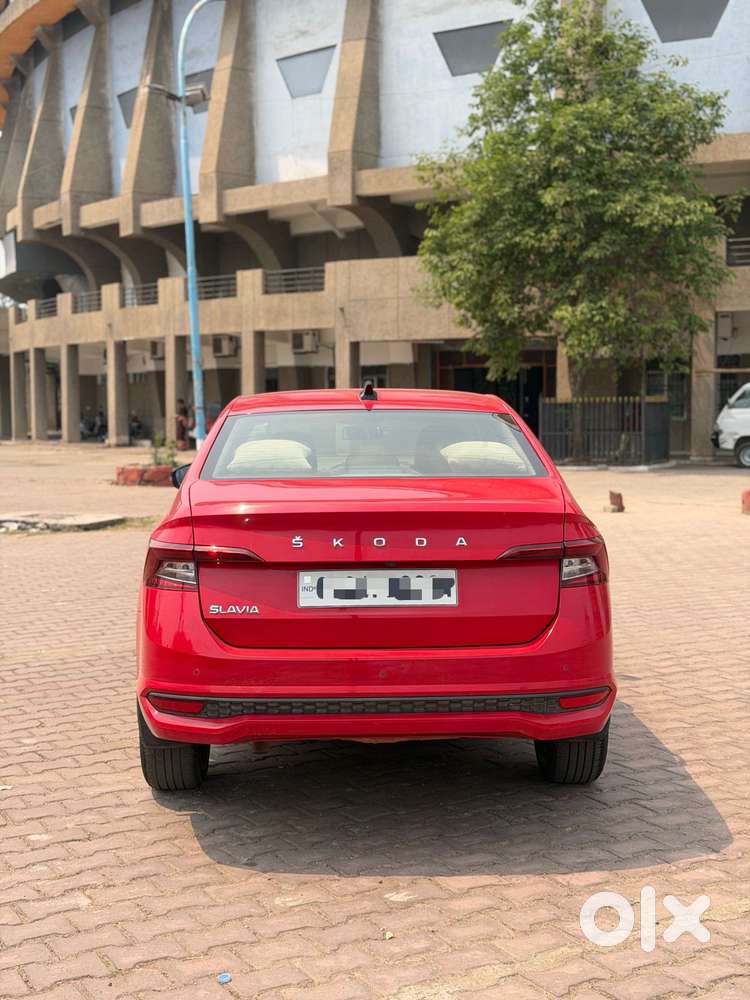 Skoda Slavia 1.0 Ambition Tsi, 2023, Petrol