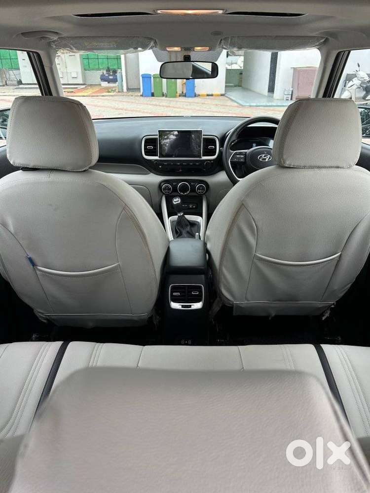 Hyundai Venue Sx Mt, 2023, Diesel