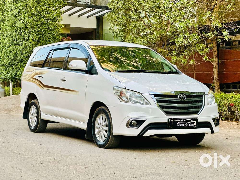 Toyota Innova 2.5 Vx 8 Str Bs-iii, 2014, Diesel