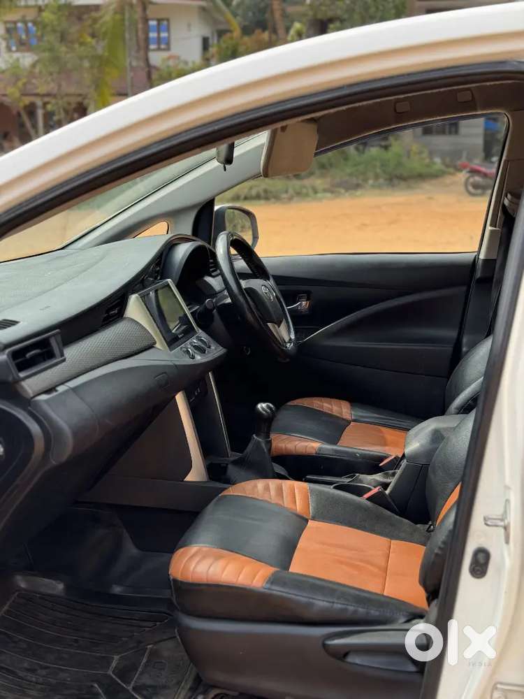 Toyota Innova Crysta 2017