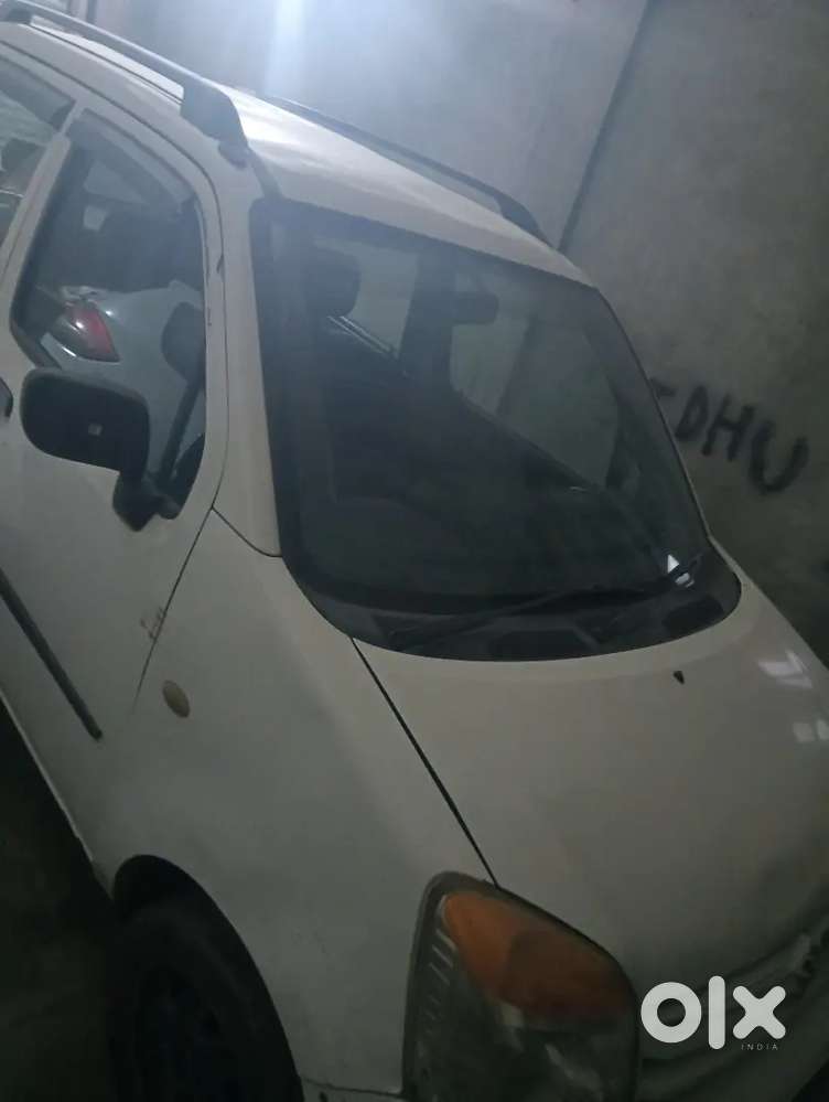 Selling Maruti Suzuki Wagon R 2010