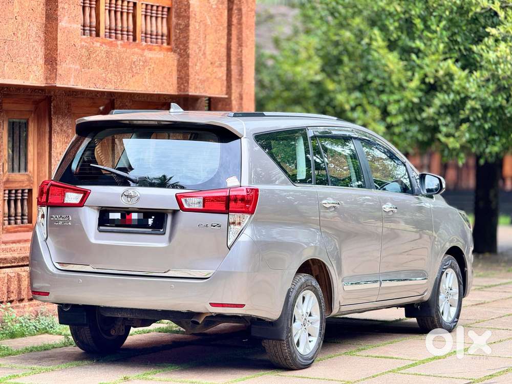 Toyota Innova Crysta 2.4 G Mt 8s, 2018, Diesel