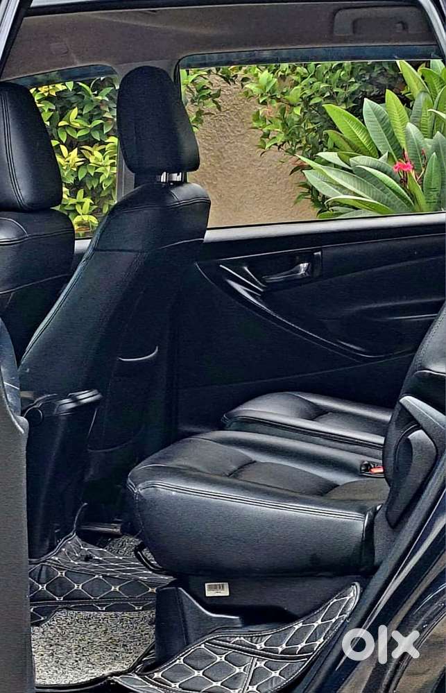 Toyota Innova Crysta [2020-ongoing] 2.4 Gx At 7 Str, 2021, Diesel