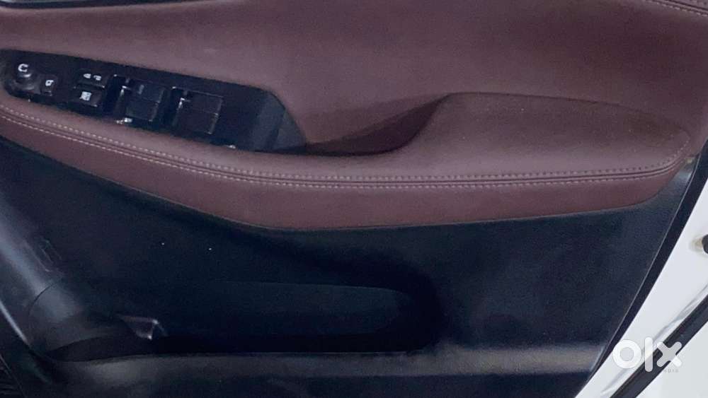 Maruti Suzuki Grand Vitara 1.5 Alpha Smart Hybrid Allgrip, 2025, Pet..