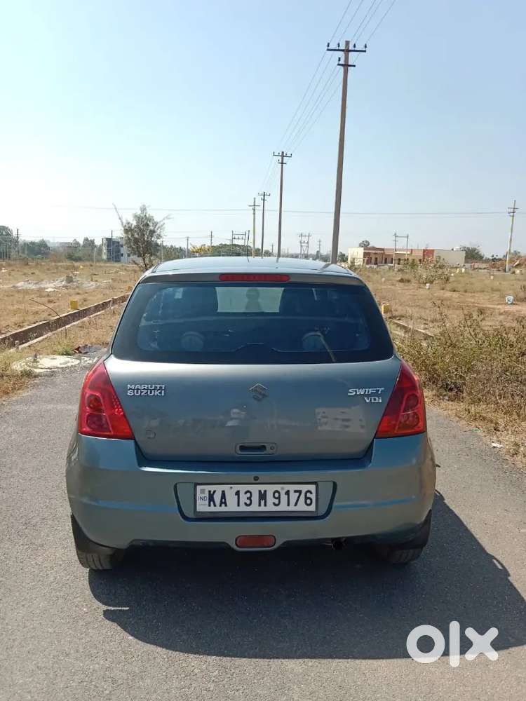 Maruti Suzuki Swift 2010 - 2011 Diesel Well Maintained
