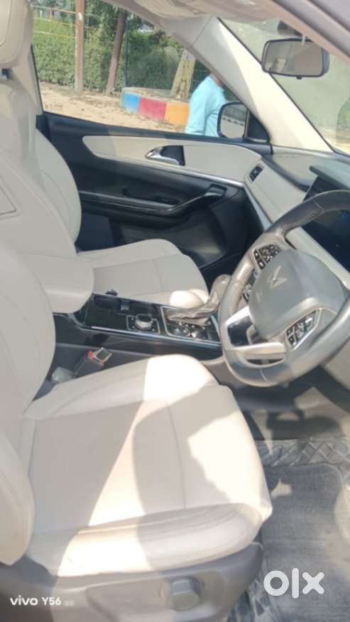 Mahindra Xuv700 Ax7 Awd, 2023, Diesel